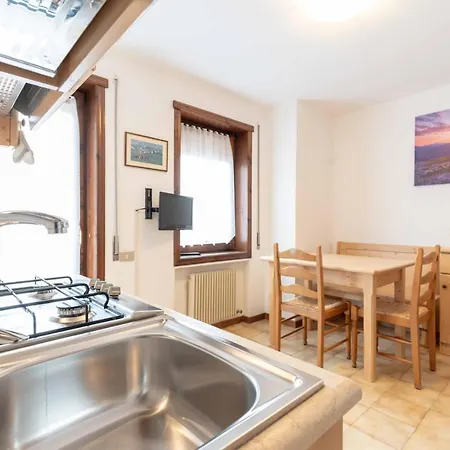 아파트 Residence-hotel Cimbro Mezzaselva (Vicenza)