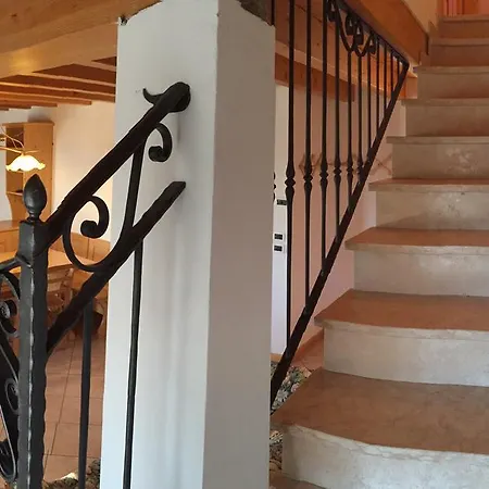 Residence-hotel Cimbro 아파트